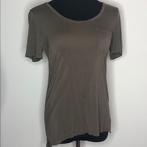 Olive Loft tee with pocket